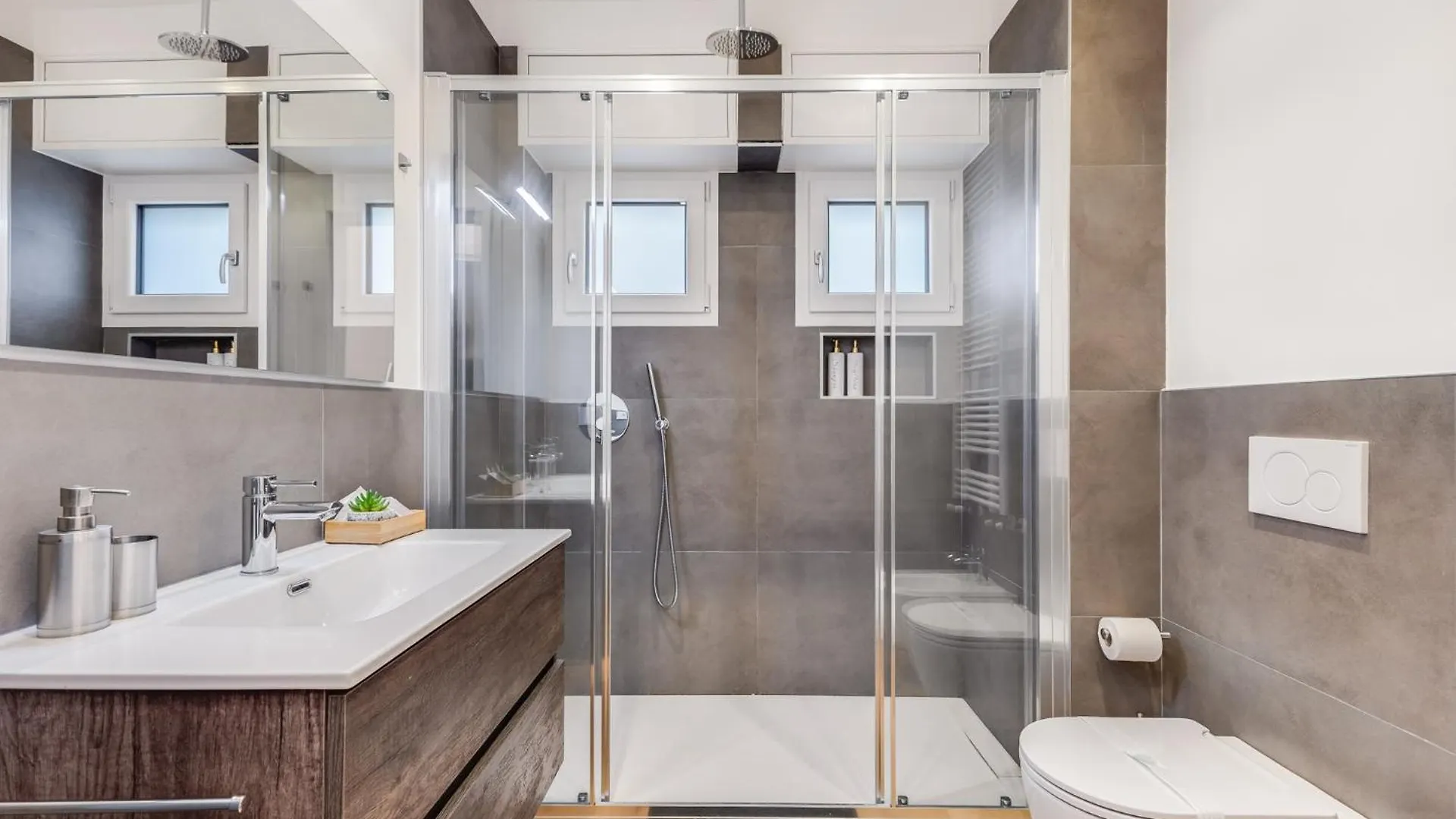 Sempione Apt- Citylife - 4 Posti Letto Milan