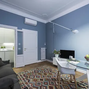 Zebra Rosso Apartment